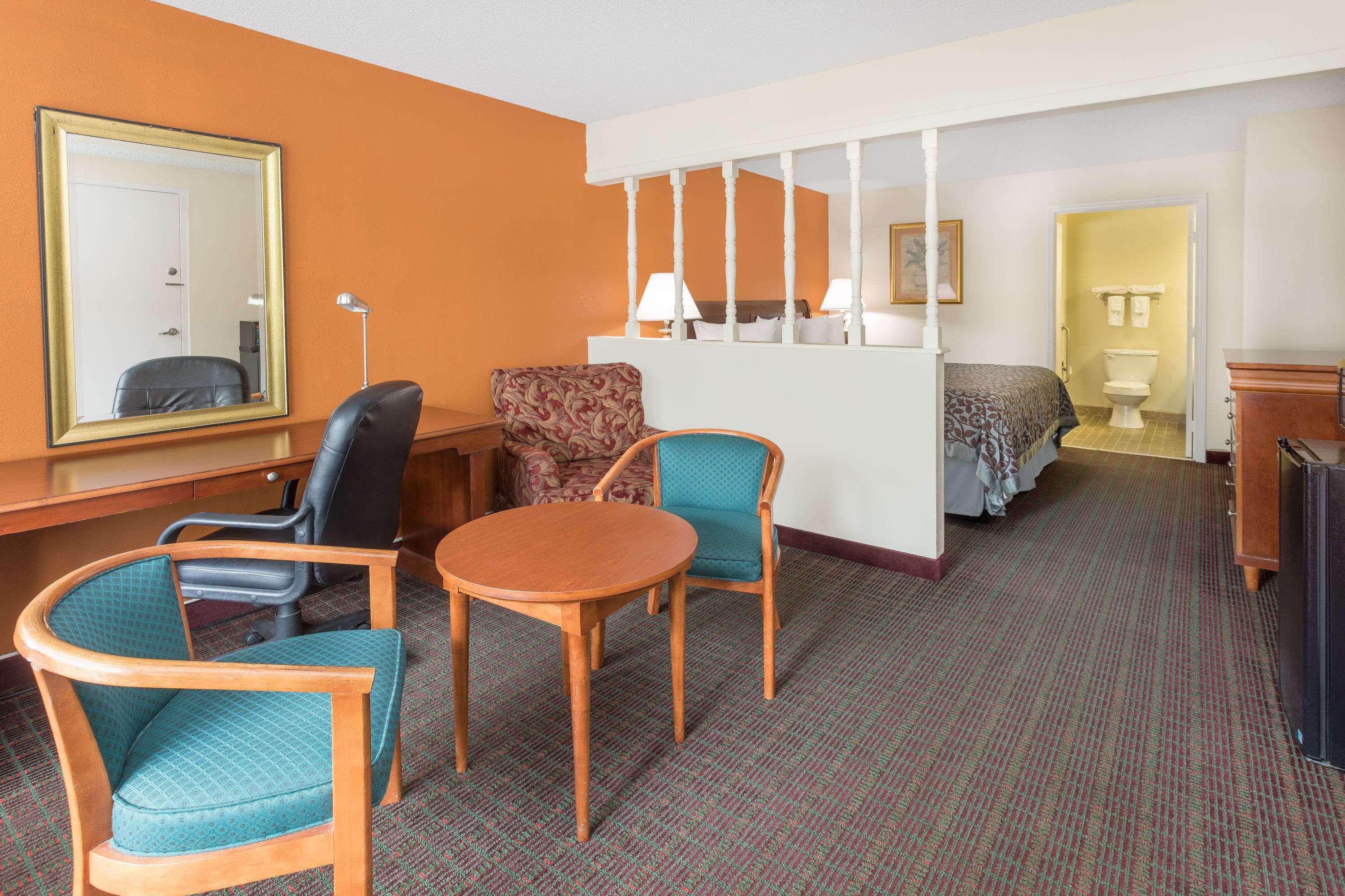Days Inn By Wyndham Orangeburg South Luaran gambar