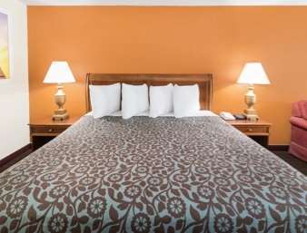 Days Inn By Wyndham Orangeburg South Bilik gambar